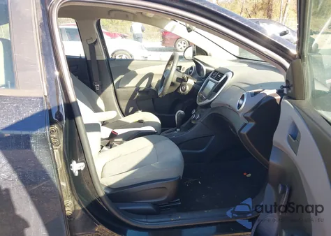 2017 Chevrolet Sonic Ls Auto из США, поврежденный, VIN 1G1JB5SH5H4171998